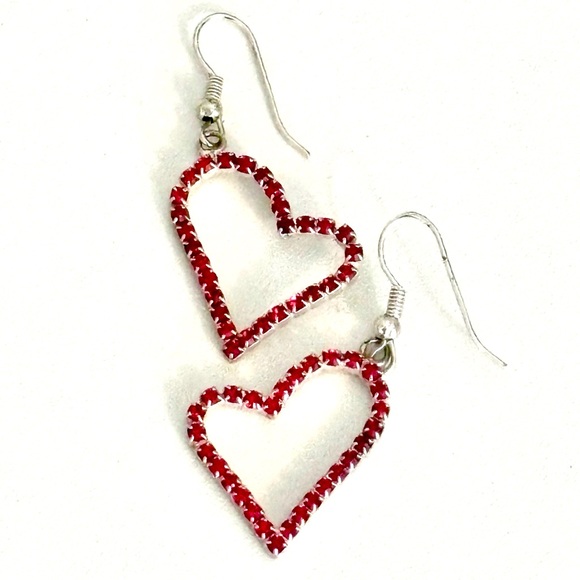 Sweet Pair of Red Rhinestone Heart Earrings! - Picture 2 of 5